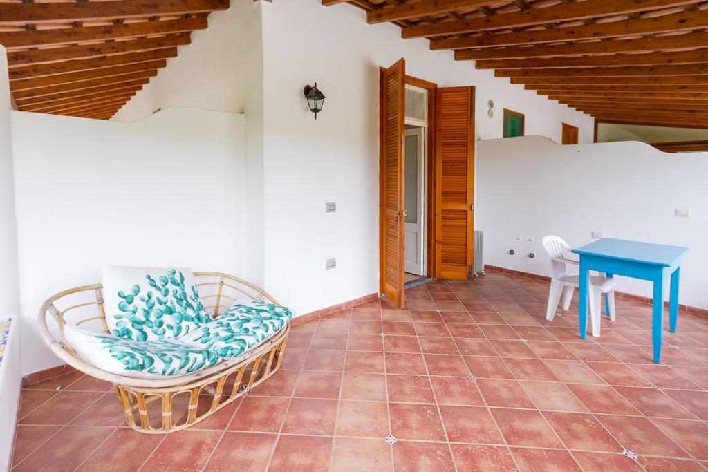 Casa Schmidt Bed and Breakfast Vulcano  Exteriör bild