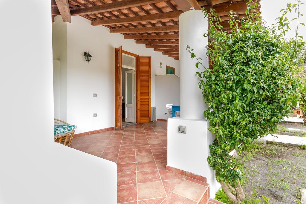 Casa Schmidt Bed and Breakfast Vulcano  Exteriör bild