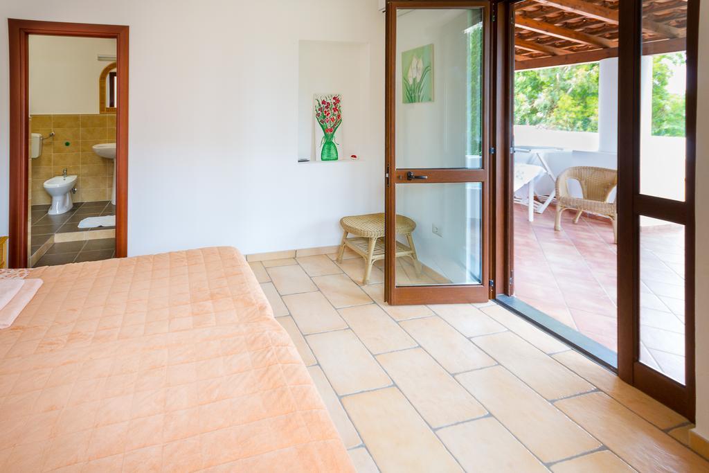 Casa Schmidt Bed and Breakfast Vulcano  Exteriör bild